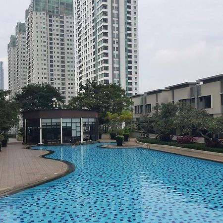 Sudirman Thamrin 87M Pool View Apartman Jakarta Kültér fotó