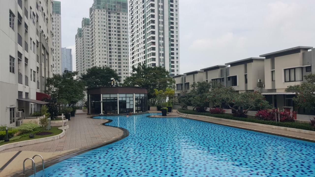 Sudirman Thamrin 87M Pool View Apartman Jakarta Kültér fotó
